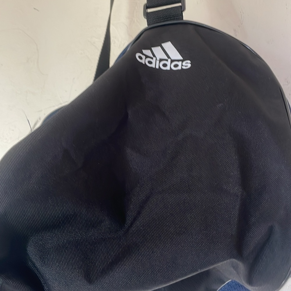 Adidas bag - Picture 3 of 4